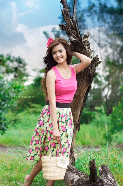 Xem thêm: Giật mình: Mỹ nữ U30 ""thơ ngây, xì tin"" như hotgirl 9X