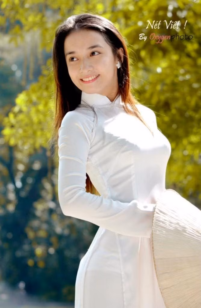 Ước mơ của Sương là trở thành một người nghệ sĩ thực thụ, được hòa mình vào nghệ thuật và cống hiến hết mình cho nghệ thuật ở lĩnh vực ca hát, diễn xuất, mẫu ảnh... bởi đó là một niềm đam mê vô cùng lớn của cô bạn