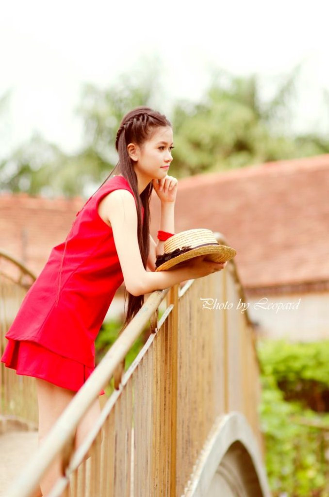 Không kiêu sa, đài các Thiên Hương sở hữu nét đẹp ngây thơ, trong sáng thuần túy, xinh xắn tựa thiên thần, hồn nhiên và nhiều mơ mộng