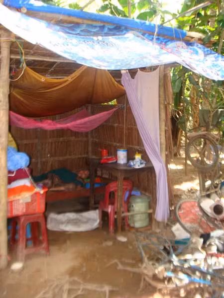 "Yêu râu xanh" tuổi 80 dở trò đồi bại với bà lão 83, An ninh Xã hội, Yeu rau xanh, hiep dam, do tro doi bai, benh bai liet, phu nu, can choi, an ninh, bao.