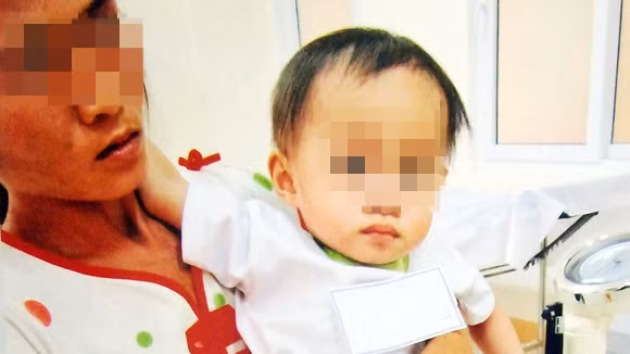Mẹ con bé Tiên tại Cơ quan Giám định pháp y Bộ Công an tại Đà Nẵng