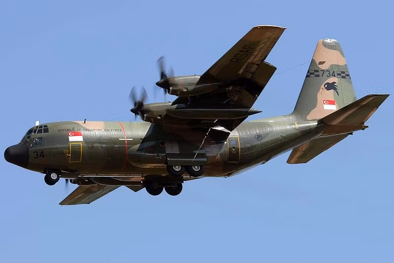 Vận tải cơ KC-130H Hercules của Không quân Singapore.