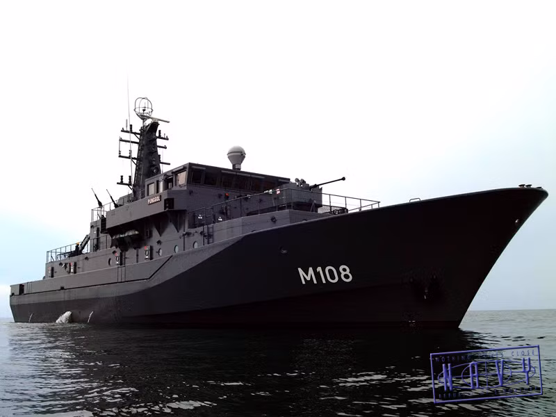 Chiến hạm RSS Punggol (M108) của Hải quân Singapore.