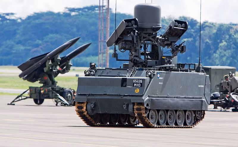 Hệ thống phòng không tầm ngắn M - 113A2 Ultra Mechanised Igla.