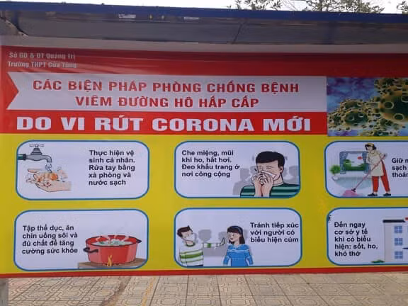 Hướng dẫn tại trường Cửa Tùng.