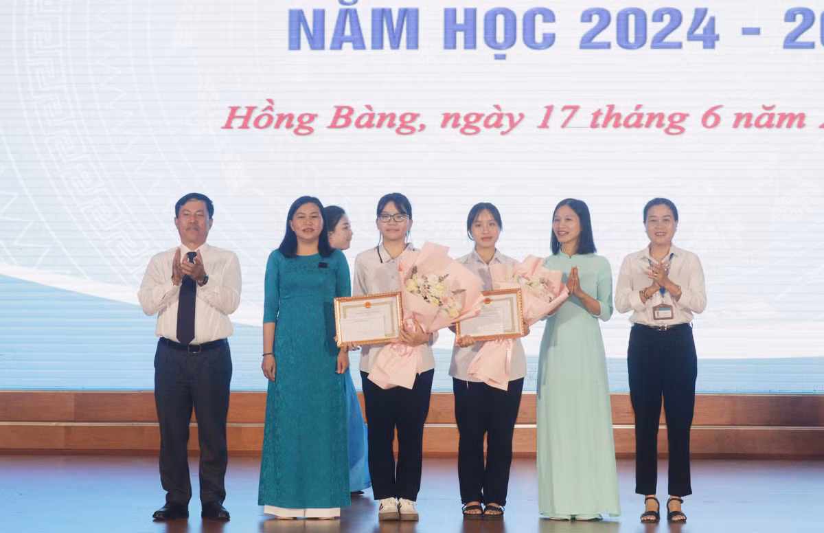 bieu-duong-thu-khoa.jpeg