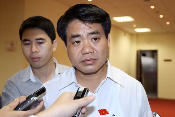 Thiếu tướng Nguyễn Đức Chung: Bằng mọi giá phải tìm thấy xác nạn nhân. Ảnh: Lê Anh Dũng Thiếu tướng Nguyễn Đức Chung: Bằng mọi giá phải tìm thấy xác nạn nhân. Ảnh: Lê Anh Dũng