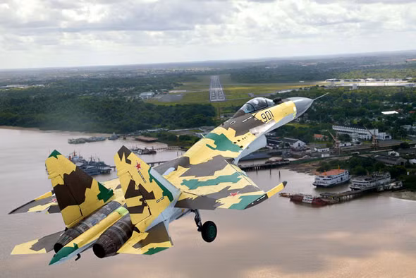 Máy bay chiến đấu tiên tiến Su-35 của Nga