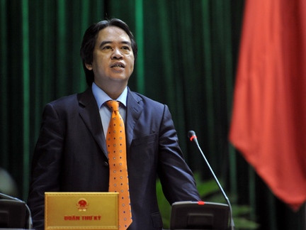 Thống đốc Nguyễn Văn Bình thừa nhận:“Chúng tôi xin nhận khuyết điểm với quốc hội. Các chế tài của NHNN về thanh tra, giám sát chưa sát sao, có tới hàng nghìn thanh tra nhưng không phát hiện được ngân hàng nào” Thống đốc Nguyễn Văn Bình thừa nhận:“Chúng tôi xin nhận khuyết điểm với quốc hội. Các chế tài của NHNN về thanh tra, giám sát chưa sát sao, có tới hàng nghìn thanh tra nhưng không phát hiện được ngân hàng nào”
