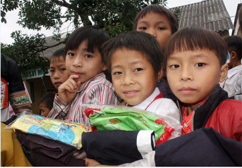 "Tôi cảm thấy buồn vì nhiều đứa khi được hỏi: “Cháu năm nay bao nhiêu tuổi” thì thần mặt ra, không biết trả lời thế nào cả” - Bạn Bùi Đức Hạnh (Công ty CP Bất động sản AZ) nói.