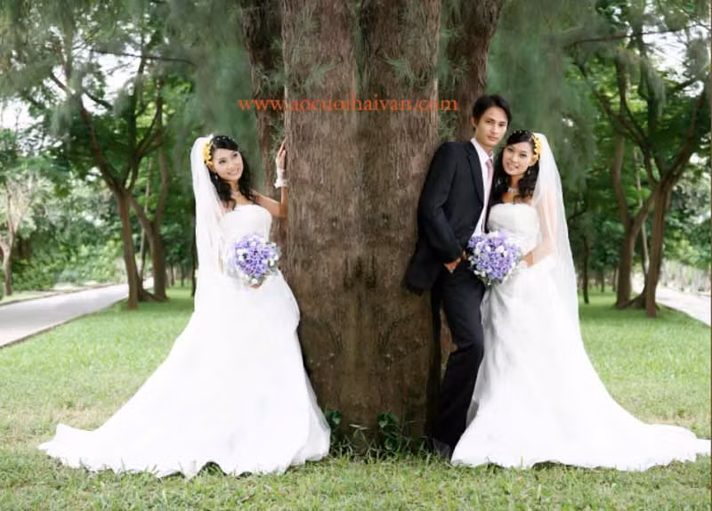Tiệm may váy cưới Hải Vân là lựa chọn phù hợp cho các đôi uyên ương có mức chi phí eo hẹp.
