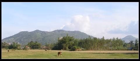 Cảnh vật yên tĩnh.