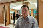 Quốc hội giao, Bộ Giáo dục không làm, không lẽ Bộ hết người làm rồi?