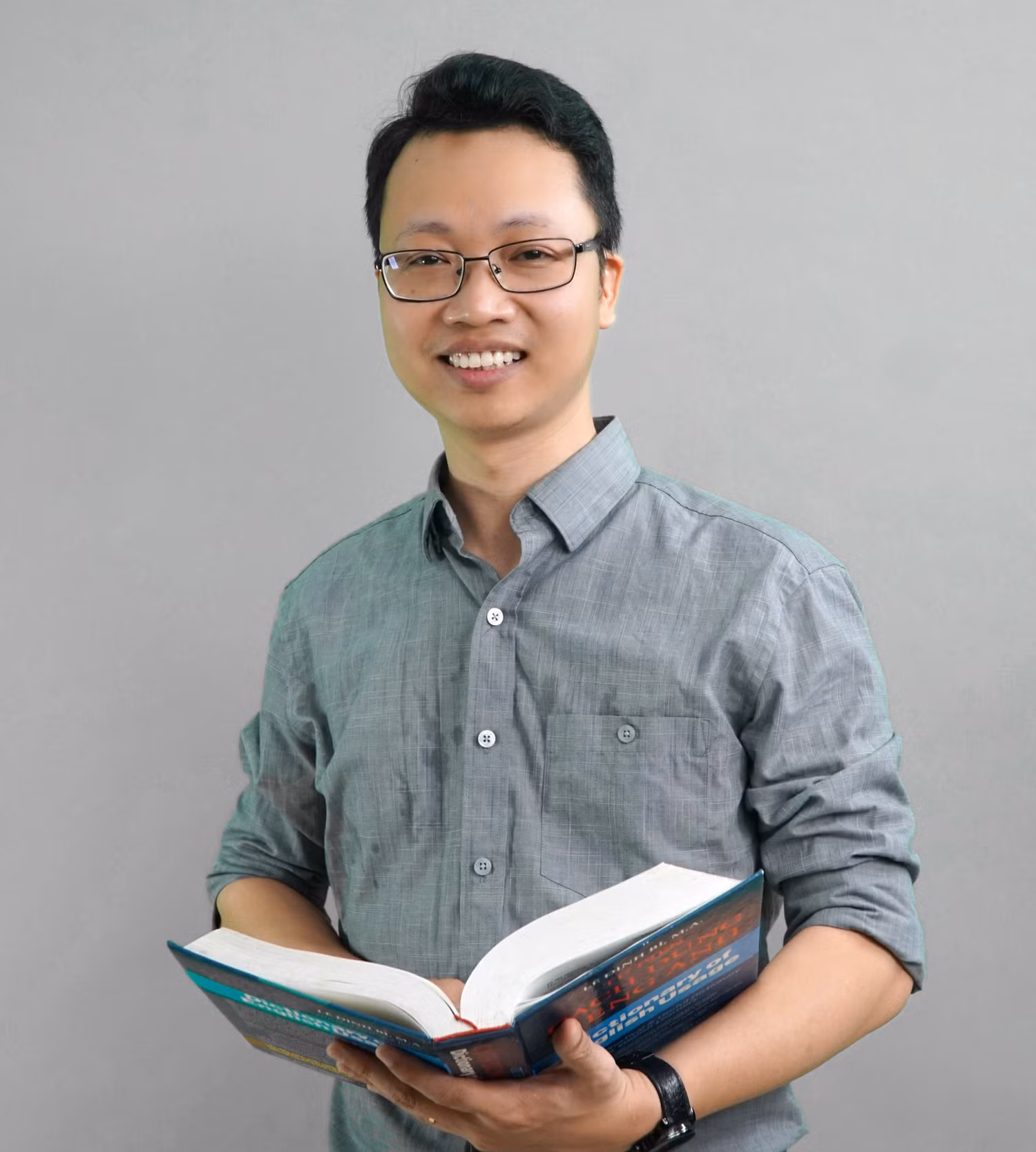 Thầy Nguyễn Trung Nguyên - Giám đốc trung tâm ngoại ngữ English Right Now. Ảnh: NVCC Thầy Nguyễn Trung Nguyên - Giám đốc trung tâm ngoại ngữ English Right Now. Ảnh: NVCC