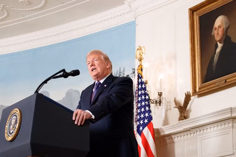 Tổng thống Hoa Kỳ Donald Trump tuyên bố tấn công Syria từ Nhà Trắng, ảnh: Tom Brenner / The New York Times.