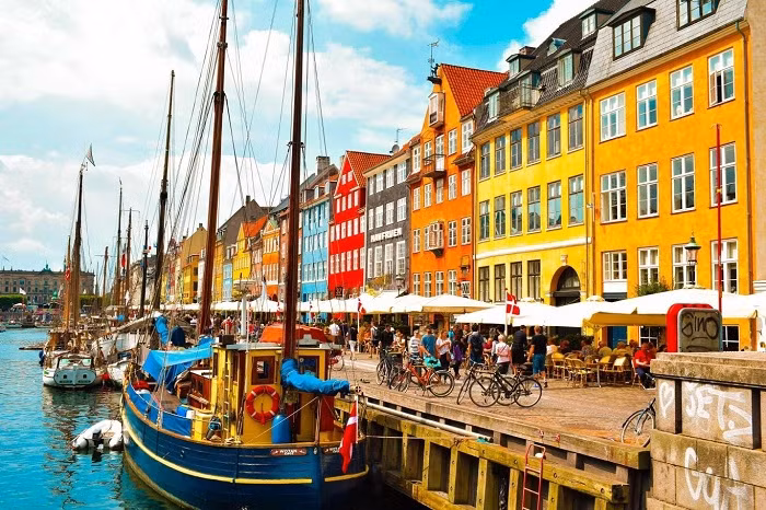 Copenhagen đa sắc màu (Đan Mạch).