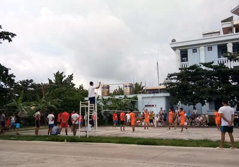 Phong trào luyện tập thể thao trên đảo Trường Sa. (Ảnh: H.T)