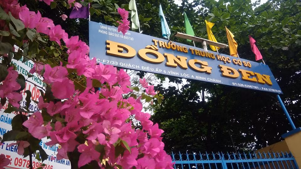 Trường Trung học cơ sở Đồng Đen, một trong hai trường trung học cơ sở ở xã Vĩnh Lộc A (ảnh: website trường)