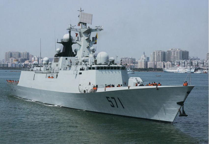 Tàu hộ vệ tên lửa Vận Thành số hiệu 571 Type 054A cùng nhiều tàu chiến-máy bay khác (tàu đổ bộ cỡ lớn Type 071, tàu tuần tiễu tên lửa...) của Hạm đội Nam Hải, Hải quân Trung Quốc từng hỗ trợ cho giàn khoan nước sâu Hải Dương Thạch Du 981 xâm phạm nghiêm trọng chủ quyền biển của Việt Nam trong năm 2014