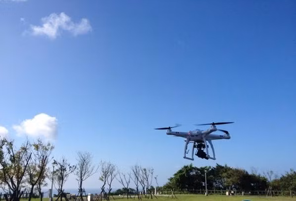 Máy bay không người lái
