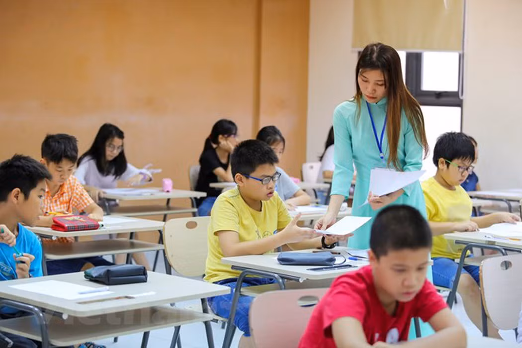 Trong năm học 2020-2021, Trường Trung học cơ sở Marie Curie tuyển 360 học sinh vào lớp 6. (Ảnh minh họa: TTXVN) Trong năm học 2020-2021, Trường Trung học cơ sở Marie Curie tuyển 360 học sinh vào lớp 6. (Ảnh minh họa: TTXVN)
