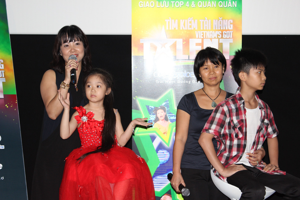 Được tận mắt chứng kiến chiến thắng của hai em nhỏ, mẹ của hai quán quân nhí nói: Tham gia Vietnam’s Got talent và trở thành người chiến thắng nằm ngoài sức tưởng tượng của hai gia đình nhưng thời gian tham gia nghệ còn dài nên sau cuộc thi này hai cháu vẫn về nhà đi học bình thường và vẫn học đi học năng khiếu cùng nhau.