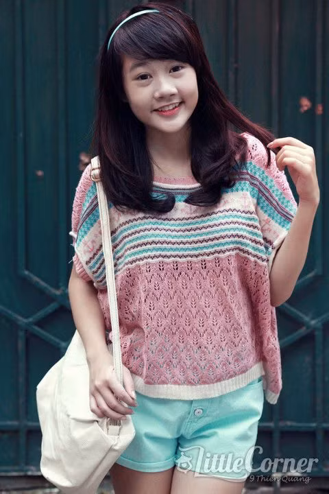 An Phương yêu thích đọc sách, đặc biệt là sách "Đắc Nhân Tâm", đó là cuốn sách mà cả mẹ và Phương đều yêu thích, cuốn sách như lời răn dạy cho con người ta về những thứ sâu xa trong cuộc sống mà đôi khi người ta lãng quên, những tư tưởng đạo đức ẩn chứa trong đó như một triết lý cao cả. <<HOT GIRL ĐH PHƯƠNG ĐÔNG RẠNG NGỜI ĐÓN TRUNG THU <<VẺ ĐẸP TRONG SÁNG CỦA NỮ SINH ĐH MỸ THUẬT CÔNG NGHIỆP HÀ NỘI <<VẺ ĐẸP THÁNH THIỆN CỦA NỮ SINH THPT NGUYỄN TẤT THÀNH <<HOT GIRL ĐH CÔNG NGHIỆP HÀ NỘI ĐẸP TINH KHÔI TRONG NẮNG MAI