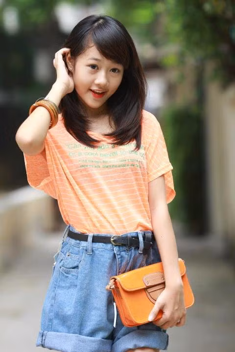 <<HOT GIRL ĐH PHƯƠNG ĐÔNG RẠNG NGỜI ĐÓN TRUNG THU <<VẺ ĐẸP TRONG SÁNG CỦA NỮ SINH ĐH MỸ THUẬT CÔNG NGHIỆP HÀ NỘI <<VẺ ĐẸP THÁNH THIỆN CỦA NỮ SINH THPT NGUYỄN TẤT THÀNH <<HOT GIRL ĐH CÔNG NGHIỆP HÀ NỘI ĐẸP TINH KHÔI TRONG NẮNG MAI