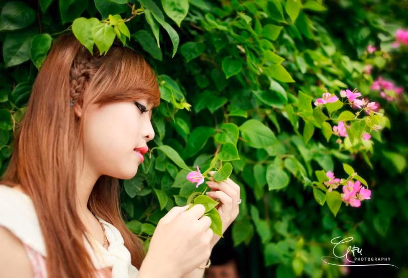 <<NỮ SINH CĐ DU LỊCH ĐẸP DỊU DÀNG TRONG NẮNG THU <<VẺ ĐẸP KIÊU SA CỦA HOT GIRL CĐ TRUYỀN HÌNH HÀ NỘI <<Á KHÔI CĐ TRUYỀN HÌNH TRỊNH THU THẢO ĐẸP RẠNG NGỜI ĐÓN TRUNG THU <<NỮ SINH KINH BẮC DỊU DÀNG KHOE SẮC TRONG TÀ ÁO DÀI