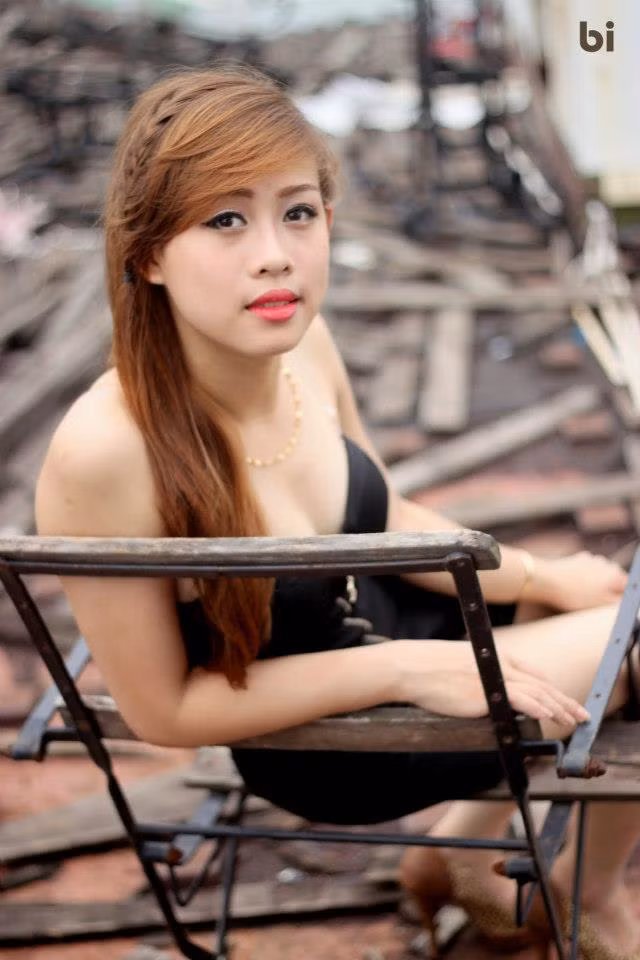 <<NỮ SINH CĐ DU LỊCH ĐẸP DỊU DÀNG TRONG NẮNG THU <<VẺ ĐẸP KIÊU SA CỦA HOT GIRL CĐ TRUYỀN HÌNH HÀ NỘI <<Á KHÔI CĐ TRUYỀN HÌNH TRỊNH THU THẢO ĐẸP RẠNG NGỜI ĐÓN TRUNG THU <<NỮ SINH KINH BẮC DỊU DÀNG KHOE SẮC TRONG TÀ ÁO DÀI