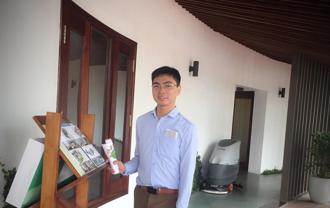 Theo Thạc sĩ Đặng Danh Hướng, Ban xây dựng chương trình và Bộ cần ra các văn bản đối với các Sở Giáo dục và Đào tạo, các nhà trường tổ chức các hội nghị, hội thảo cấp cụm trường về chuẩn bị năng lực chuyên môn, năng lực giảng dạy đáp ứng chương trình phổ thông mới. (Ảnh: Nhân vật cung cấp) Theo Thạc sĩ Đặng Danh Hướng, Ban xây dựng chương trình và Bộ cần ra các văn bản đối với các Sở Giáo dục và Đào tạo, các nhà trường tổ chức các hội nghị, hội thảo cấp cụm trường về chuẩn bị năng lực chuyên môn, năng lực giảng dạy đáp ứng chương trình phổ thông mới. (Ảnh: Nhân vật cung cấp)