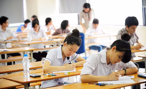 Bộ Giáo dục sẽ vẫn giới thiệu đề thi tham khảo vào cuối tháng 01/2018 ảnh 2