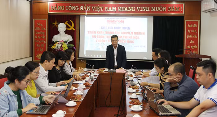Nỗ lực trong kiểm soát an toàn thực phẩm thời gian qua đã gặt hái được những thành công quan trọng. Nỗ lực trong kiểm soát an toàn thực phẩm thời gian qua đã gặt hái được những thành công quan trọng.