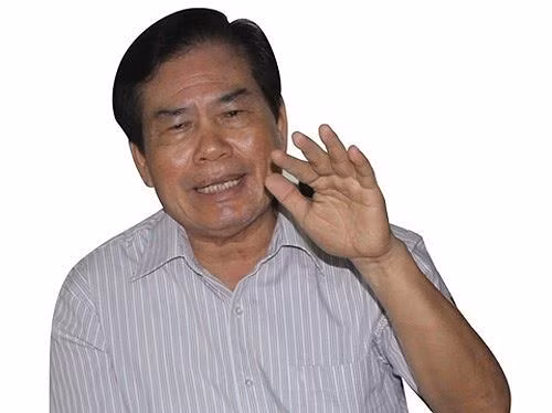 Phó Giáo sư Lê Quý Đức - nguyên Phó Viện trưởng Viện Văn hóa và Phát triển - (Học viện Chính trị Quốc gia Hồ Chí Minh)