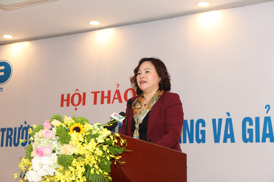 Bà Ngô Thị Minh cho rằng: "Đã có nhiều mắt xích trong quá trình đổi mới về phát triển toàn diện giáo dục mãi không được tháo gỡ" - ảnh Lại Cường.