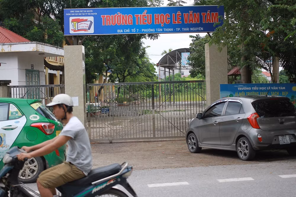 Tại sao cứ thầy cô nào chống tiêu cực là bị cô lập, trù dập, đánh hội đồng? ảnh 1