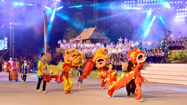 Phó Thủ tướng Vũ Đức Đam cho rằng: “Toàn dân đoàn kết xây dựng nông thôn mới, đô thị văn minh” đã đạt được một số kết quả đáng khích lệ" - (ảnh minh họa nguồn VTV).