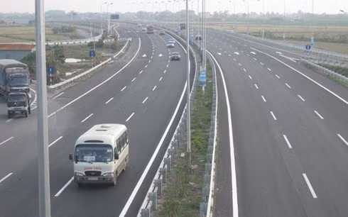 Chọn nhà đầu tư cao tốc Bắc - Nam phải tiến hành đấu thầu công khai, minh bạch: (ảnh minh họa - nguồn Chính phủ).