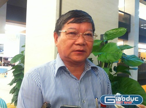 Theo ông Lê Như Tiến: "Cần luật hóa quy định việc sử dụng mệnh lệnh hành chính, tránh tình trạng chỉ đạo miệng số tiền lên đến hàng nghìn tỉ đồng" (ành giaoduc.net.vn).