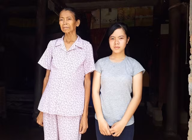 Vất vả, thiệt thòi thế nào Hạnh cũng vượt qua được, em chỉ mong không bị lỡ dở việc học.