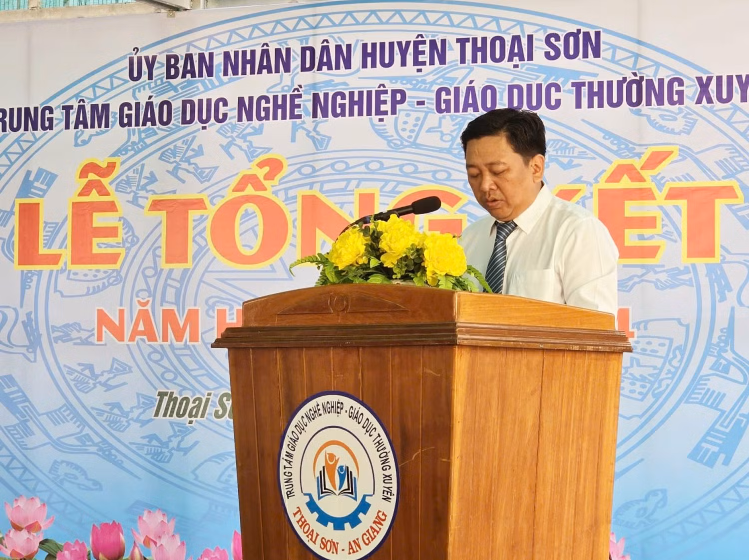 Trần Tấn Phước - Giám đốc Trung tâm Giáo dục nghề nghiệp - Giáo dục thường xuyên huyện Thoại Sơn tỉnh An Giang. Ảnh_ NVCC.JPG