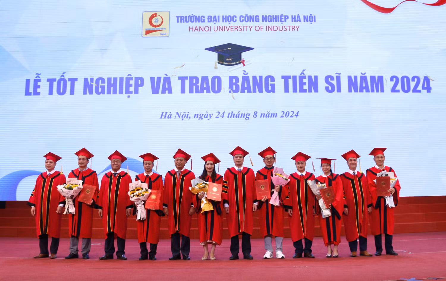 GDVN_tiến sĩ.JPG