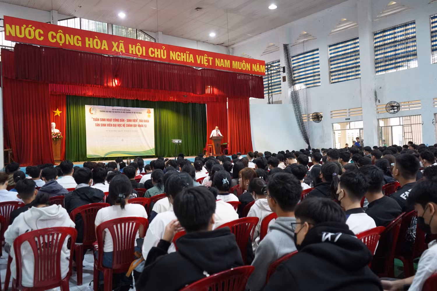 2024.9.18_SinhHoat_CongDan ToanCanh.jpg