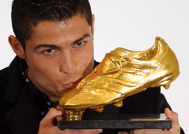 Đây có thể coi như 1 chiến thắng hiếm hoi trước Messi Đây có thể coi như 1 chiến thắng hiếm hoi trước Messi
