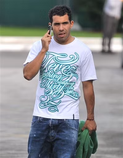 Tevez không còn là điều Man City quan tâm nhưng vẫn rất 'hot' với cánh báo chí