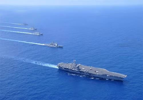 Cụm chiến đấu tàu sân bay Mỹ trên Biển Đông (ảnh tư liệu) Cụm chiến đấu tàu sân bay Mỹ trên Biển Đông (ảnh tư liệu)