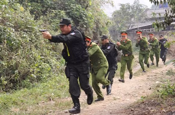 Bộ phim là cuộc đấu tranh, đấu trí giữa công an với các băng nhóm tội phạm
