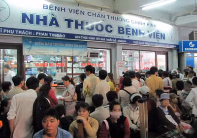 Khi đến bệnh viện, điểm tựa của bệnh nhân là y đức của người thầy thuốc