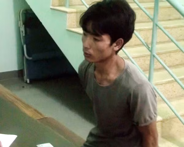 Đối tượng Mai Văn Linh đối diện với án phạt nặng của pháp luật khi phạm một lúc 2 tội nghiêm trọng: "cưỡng đoạt tài sản" và "giao cấu với trẻ em"