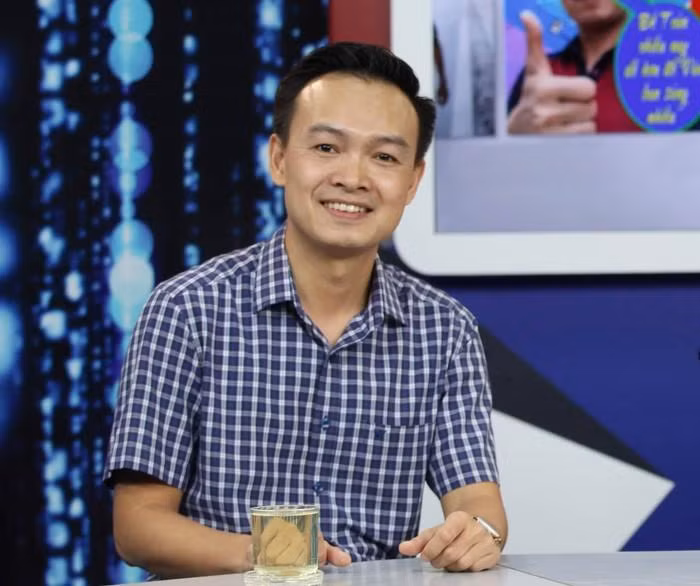 Thầy giáo Trần Mạnh Tùng (trường Trung học phổ thông Lương Thế Vinh - Hà Nội) (ảnh: NVCC)